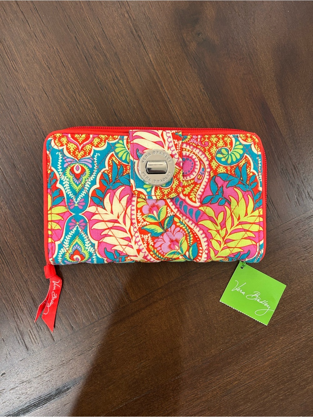 Vera Bradley NWT Paisley in Paradise WALLET. RETIRED PRINT
